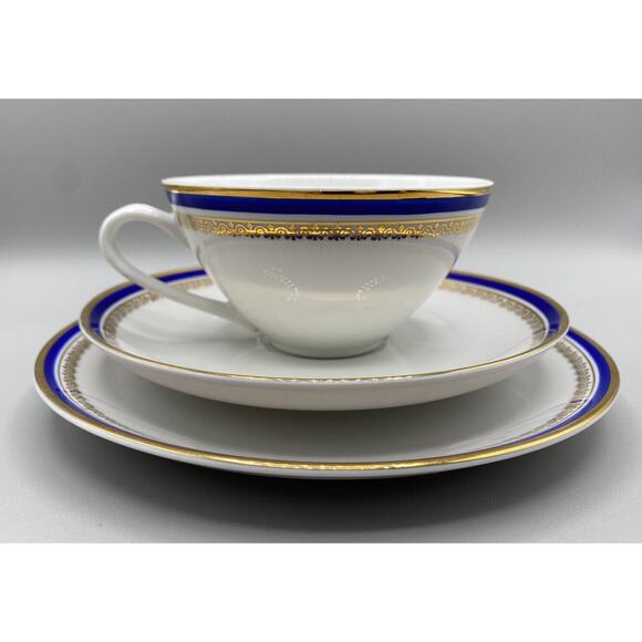 Bohemia Czechoslovakia Gold, Blue, White Cup, Saucer & Sandwich Plate Trio Set - Picture 9 of 10